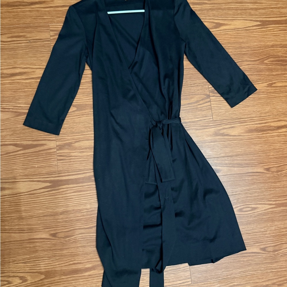 Diane Von Furstenberg DVF S Silk Wrap Black Dress 3/4 sleeves Midi LBD Small